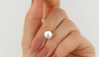 The Timeless Charm and Contemporary Appeal of Pearl Necklaces